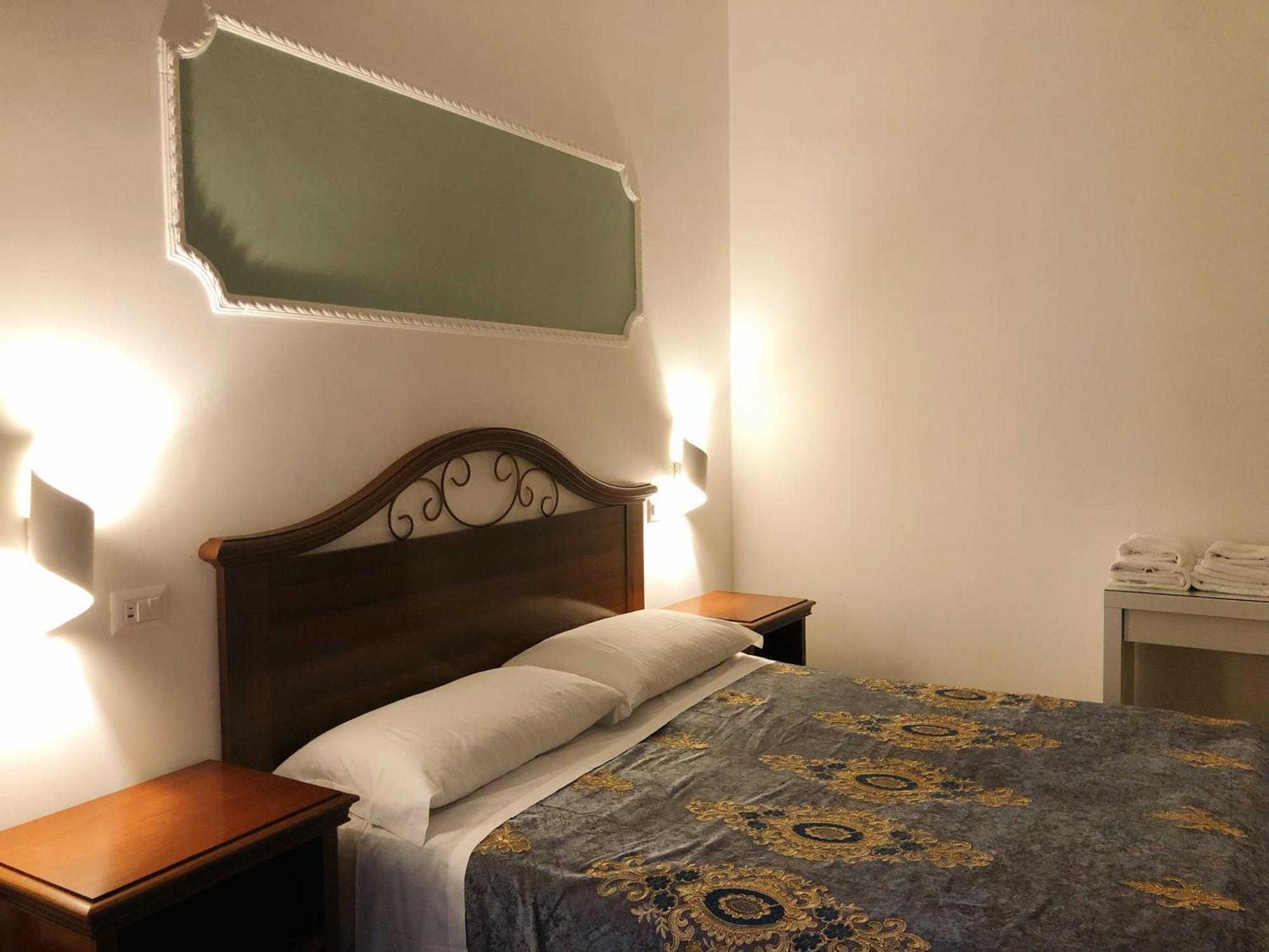 Hostel Cosmos Rome Luaran gambar