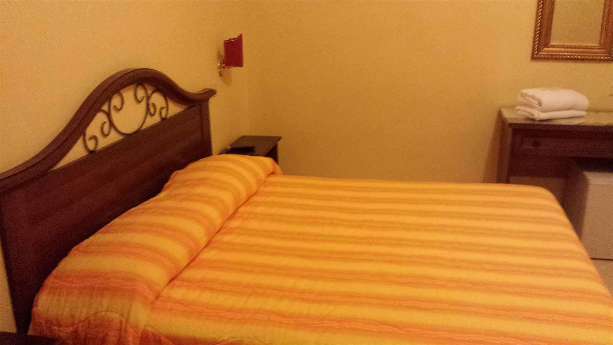 Hostel Cosmos Rome Luaran gambar